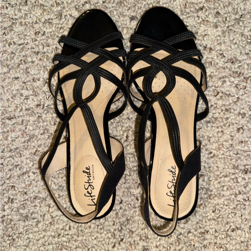 LifeStride Black Sandals, Yaya Sandal